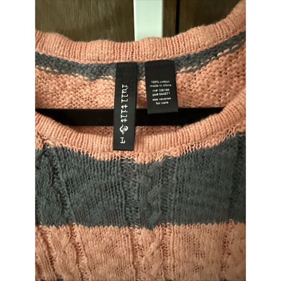 Tilly’s FULL TILT Cable Knit Cropped Womens Striped Gray/Peach Sweater Vest, SzL - Picture 2 of 3